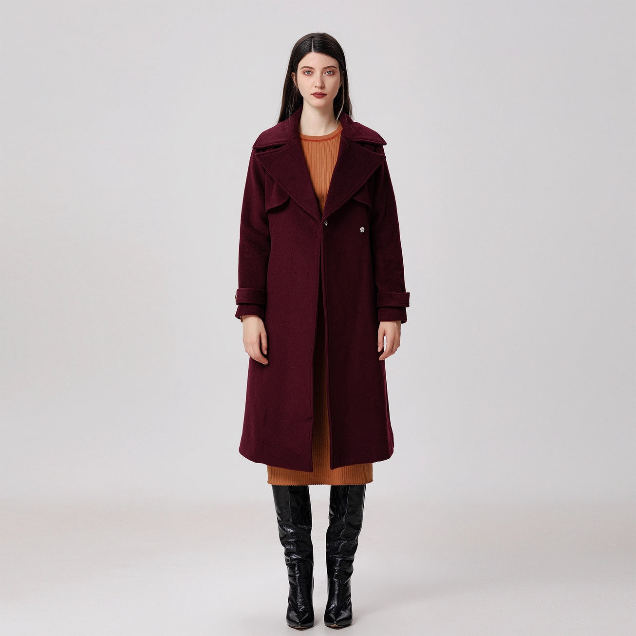Wool Coat with Wide Shutters