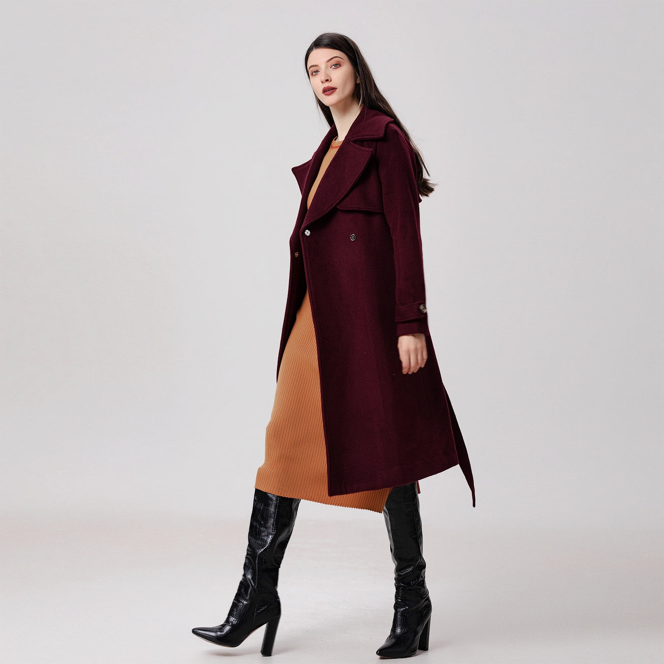 Wool Coat with Wide Shutters
