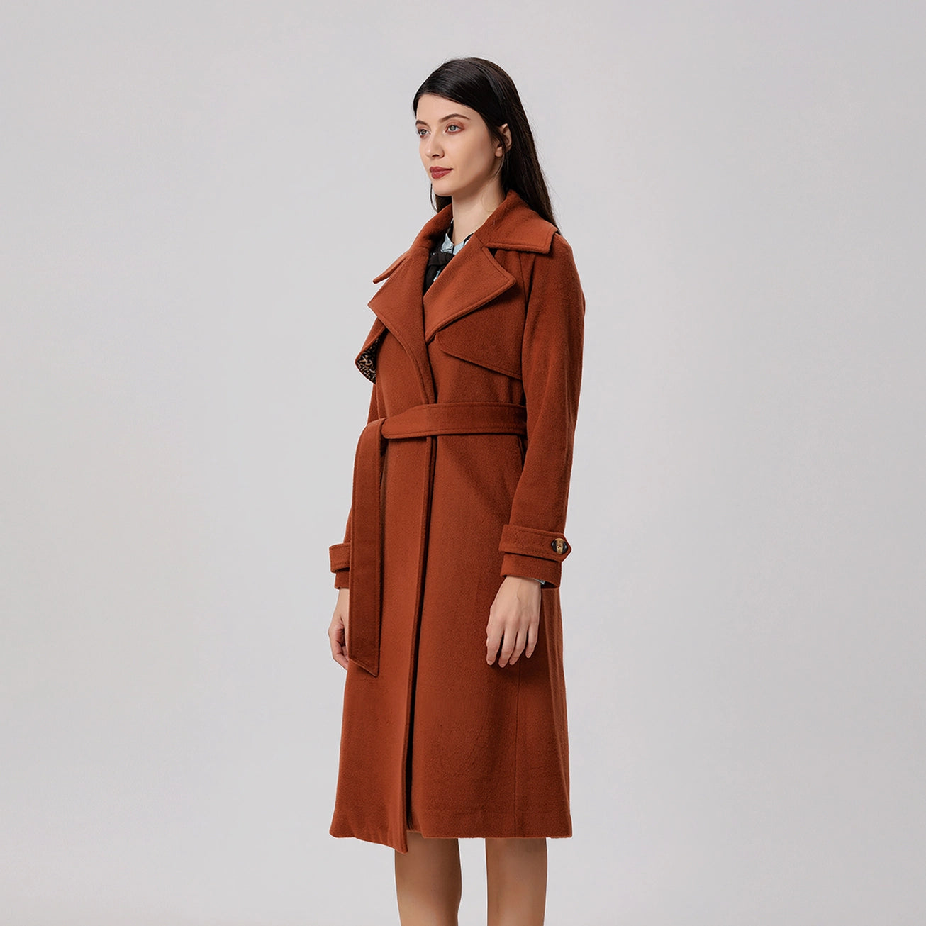 Wool Coat with Wide Shutters
