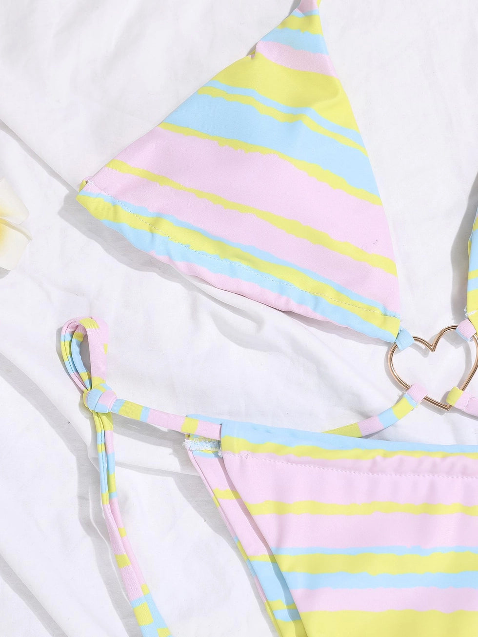 Color Triangle Cup Bandage Lace-Up Heart-Shaped Bikini