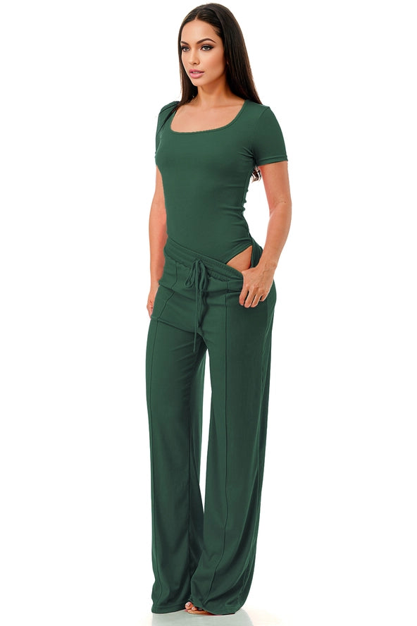 Slinky Short Sleeve Body Suit with Flare Pants Fashion Set
