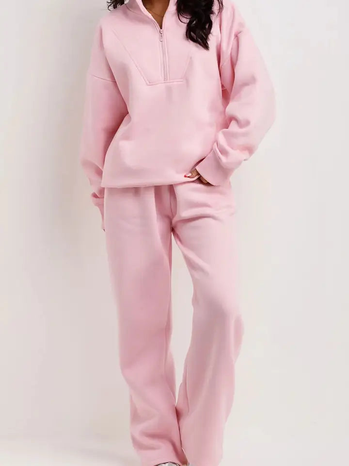 Sweatshirt with Straight-Leg Jogger