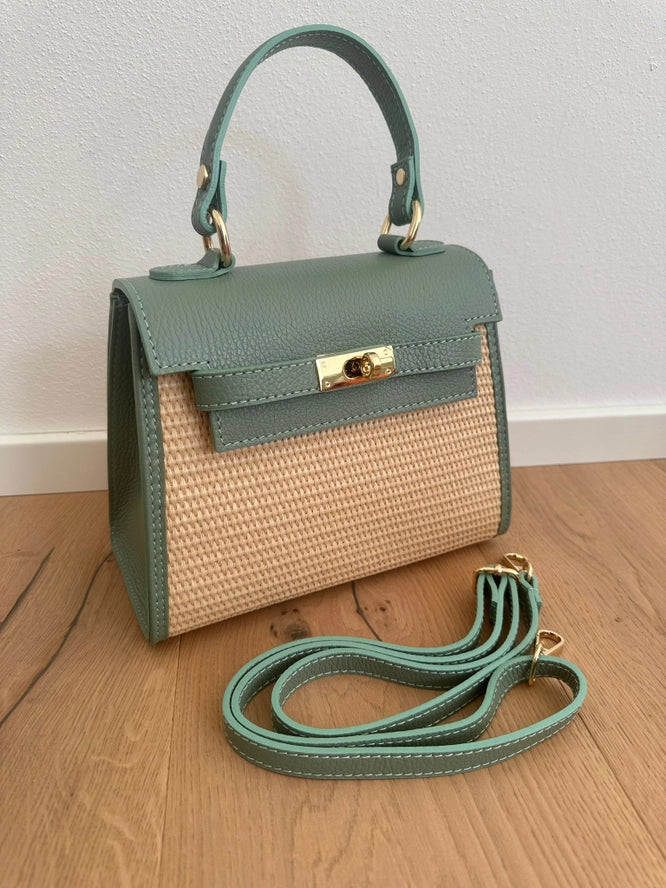 Medium K - Raffia