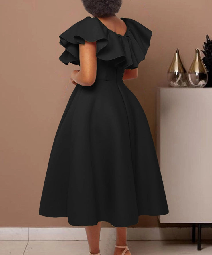 Elegant Ruffled Skirt Banquet Dress